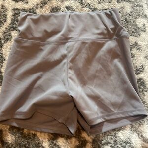 Amazon workout shorts size small